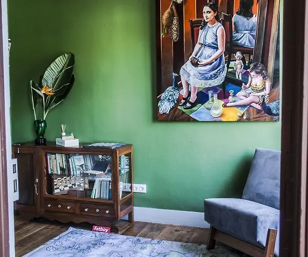 Art Boutique 莱里亚